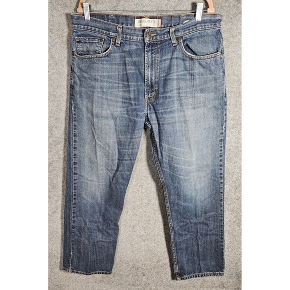 Levi's Other - Levis 505 Regular Fit Straight Leg Jeans Mens Size 38x30‎ Blue Medium Wash Denim